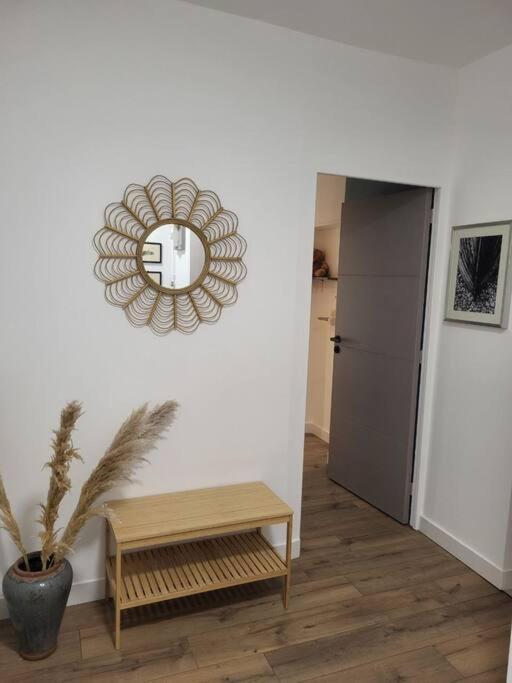 O Bon'Endroit - Appartement Confort - Centre Ville Vienne  Esterno foto