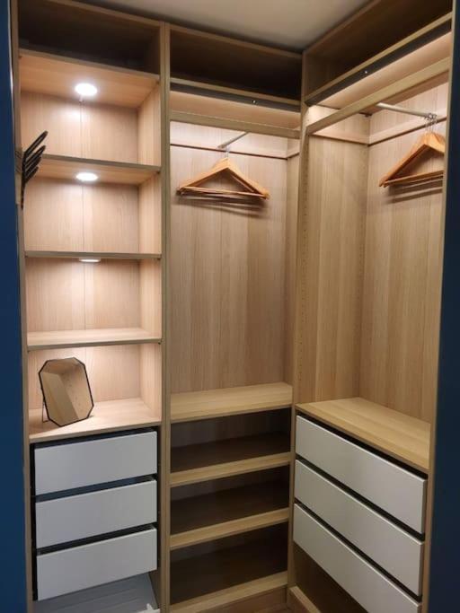 O Bon'Endroit - Appartement Confort - Centre Ville Vienne  Esterno foto